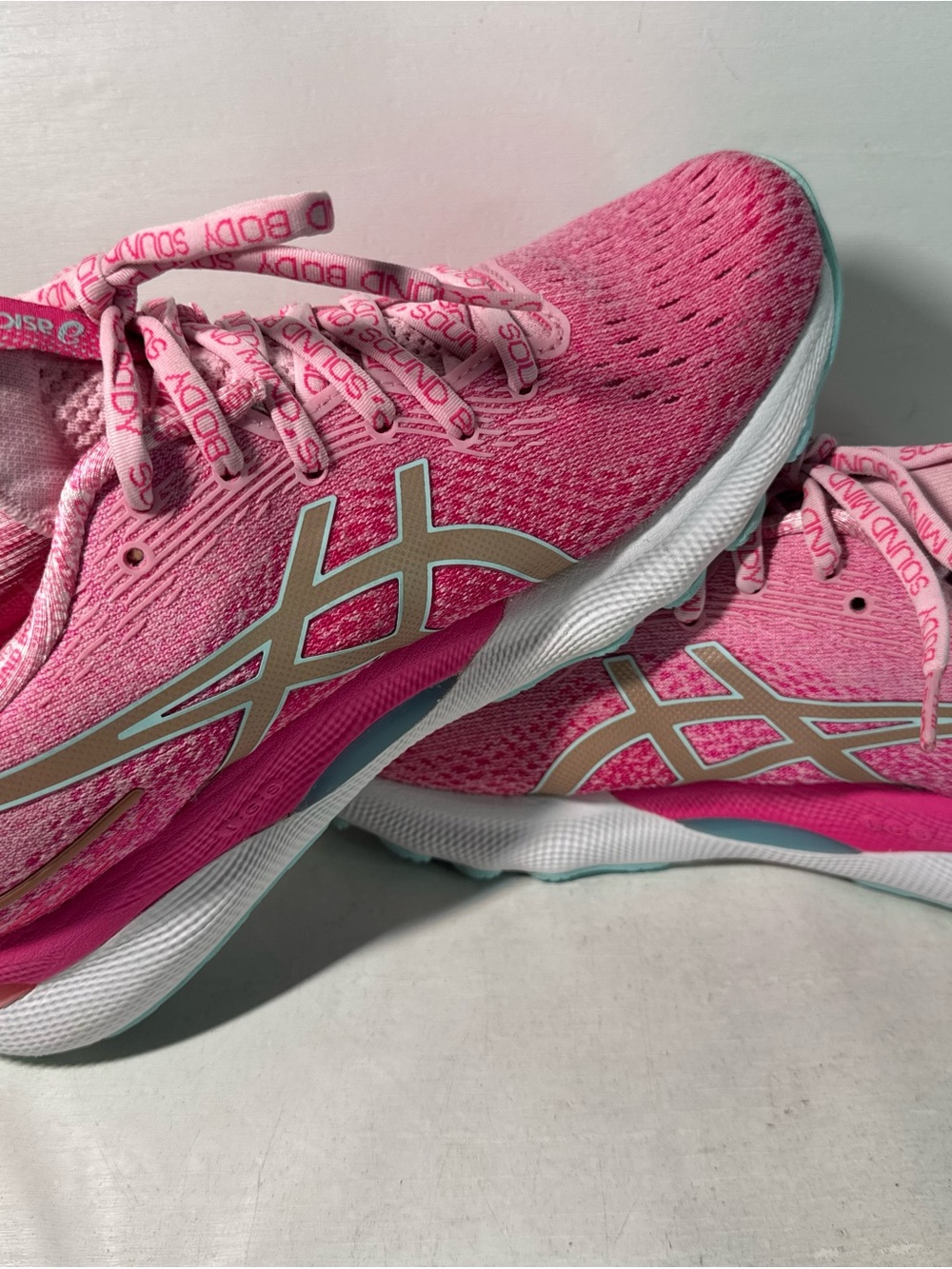 ASICS Gel Nimbus 24 LE Pink Rose Gold Women's  Size 8.5 Special Ed - Picture 2 of 16